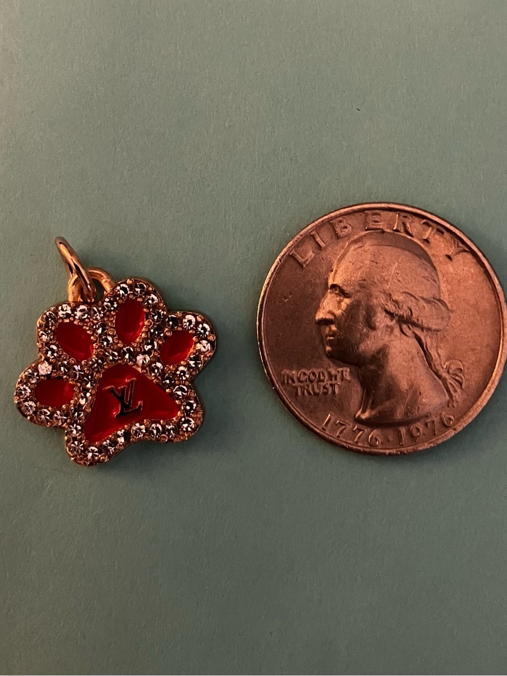 Louis Vuitton stamped Red and Gold toned Paw Charm with Crystals - Picture 6 of 6